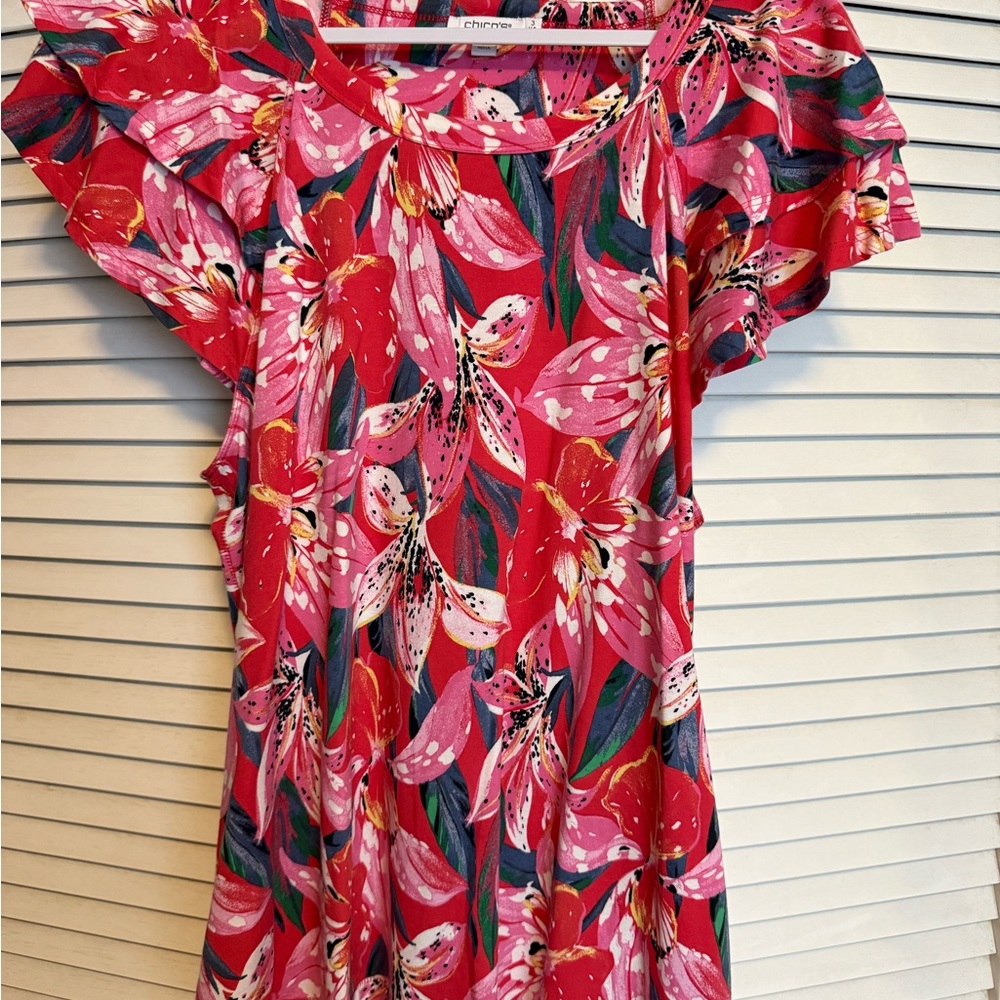 Chico's Pink and Red Floral Short Sleeve Top